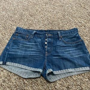 Levi’s size 31 denim shorts